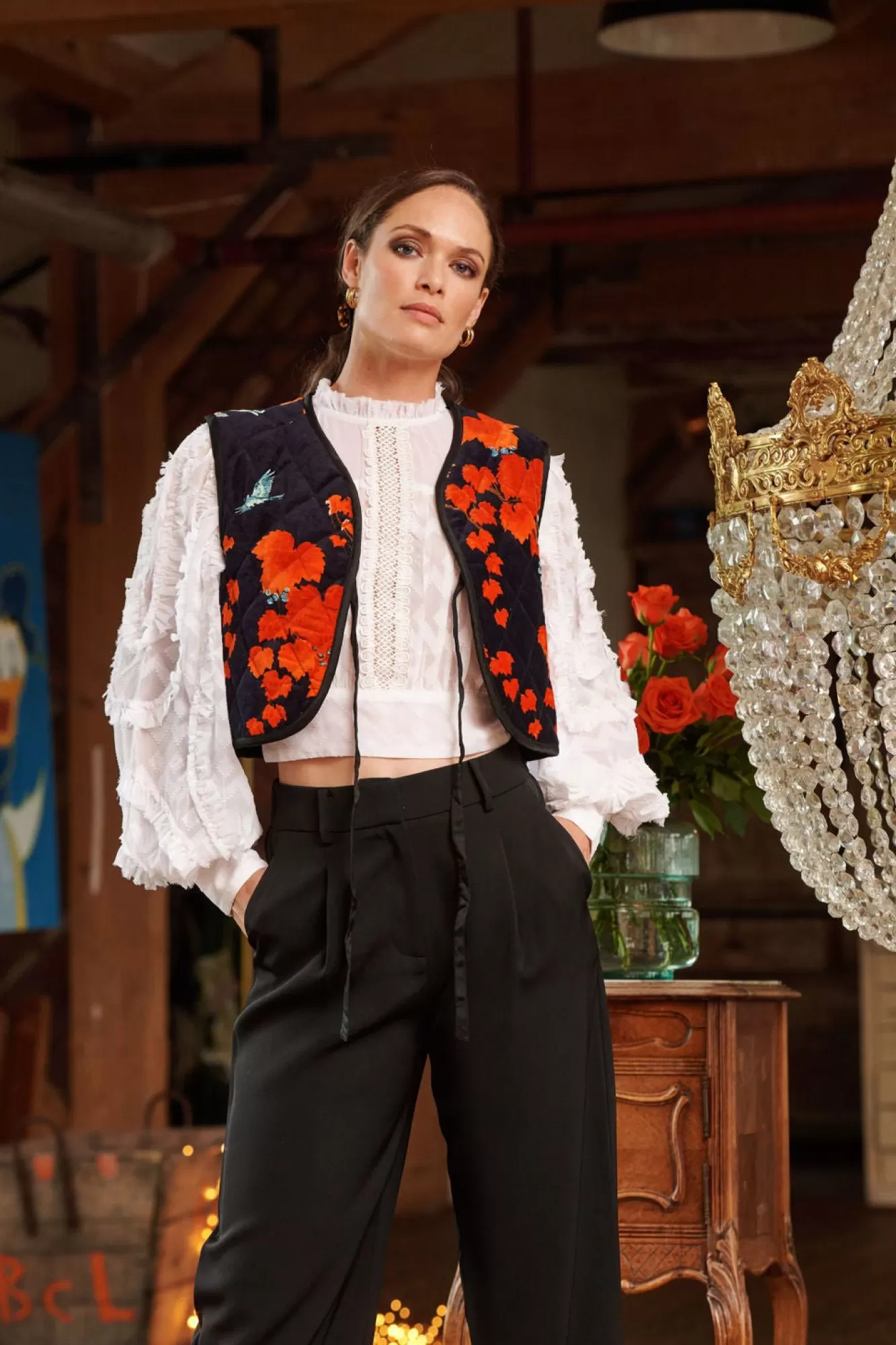 Women One Hundred Stars Velvet Coats-Acer Black Gilet