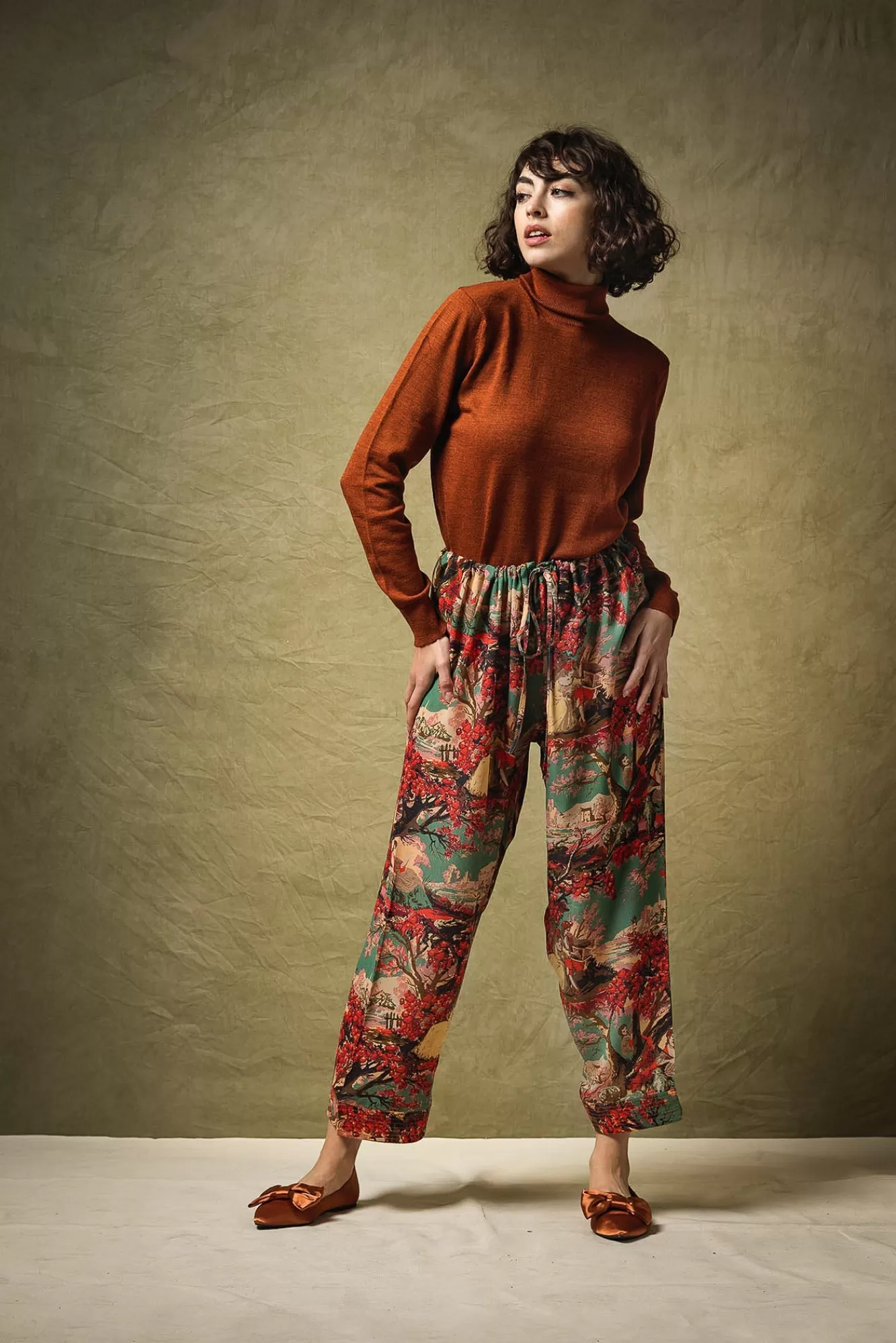 Women One Hundred Stars Palazzo Pants-Country Toile Berry Crepe Pants
