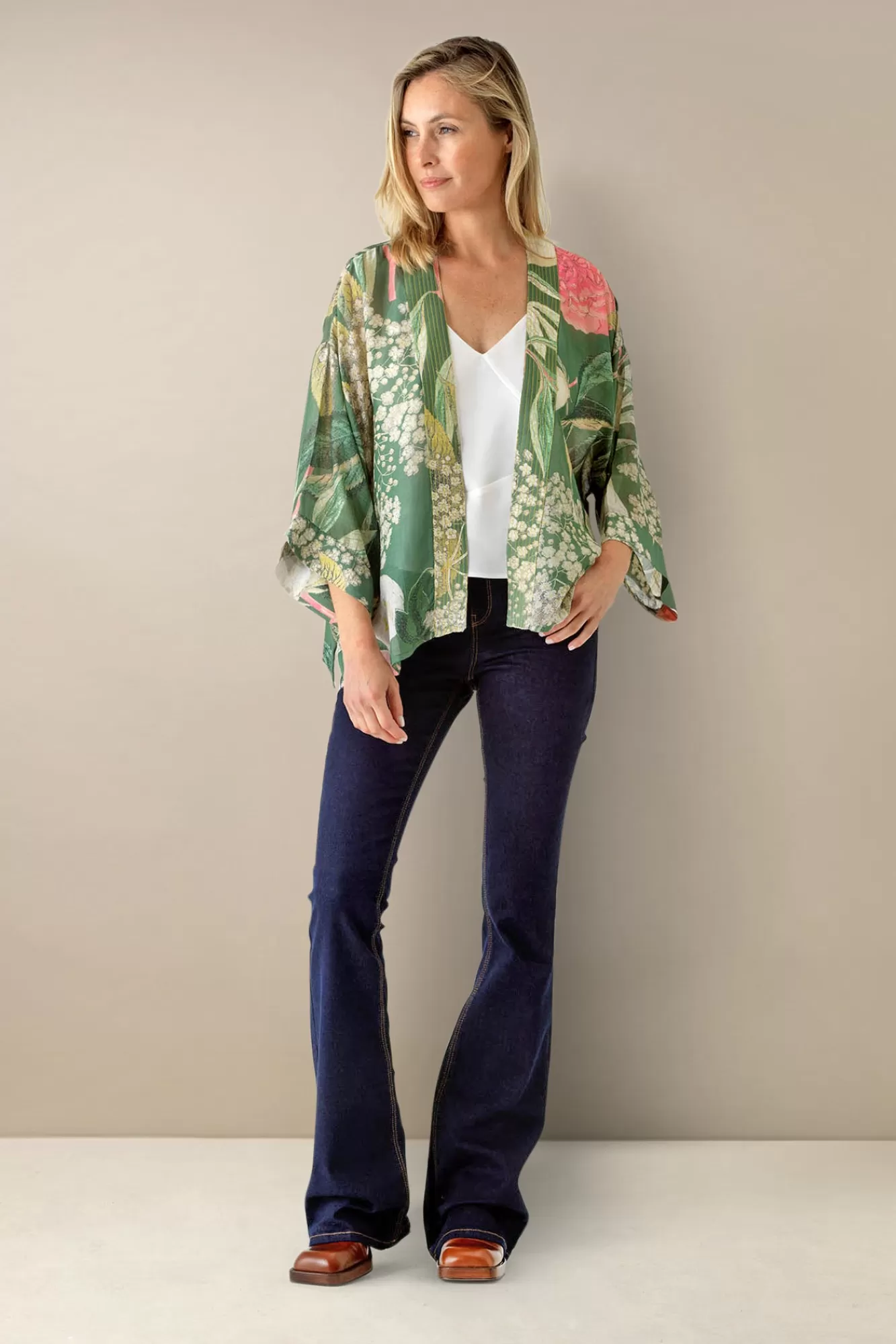 Women One Hundred Stars Short Kimonos-Kew Elderflower Green Kimono