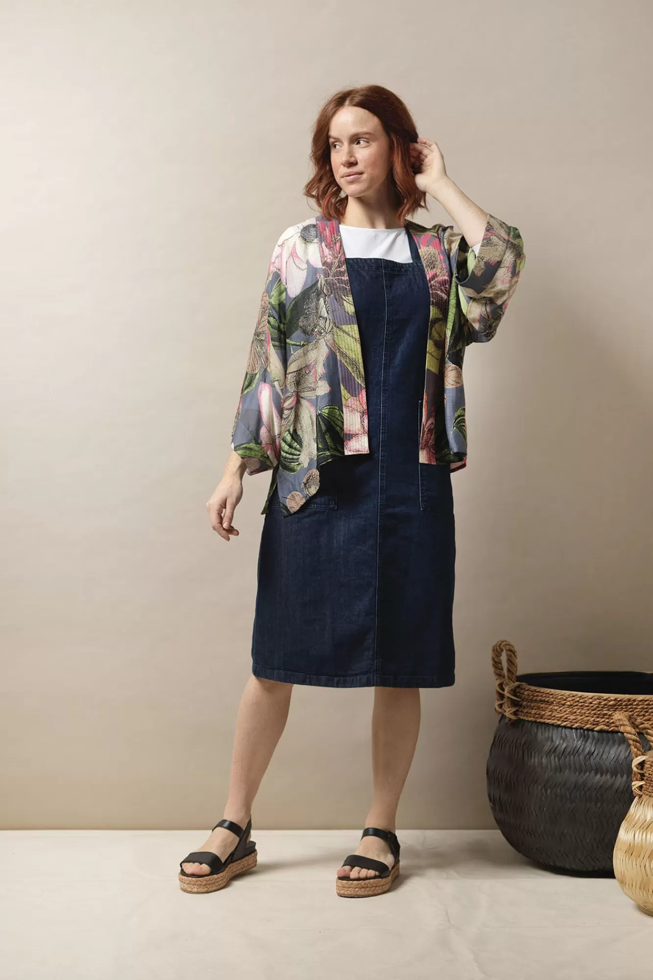 Women One Hundred Stars Short Kimonos-Kew Protea Grey Kimono