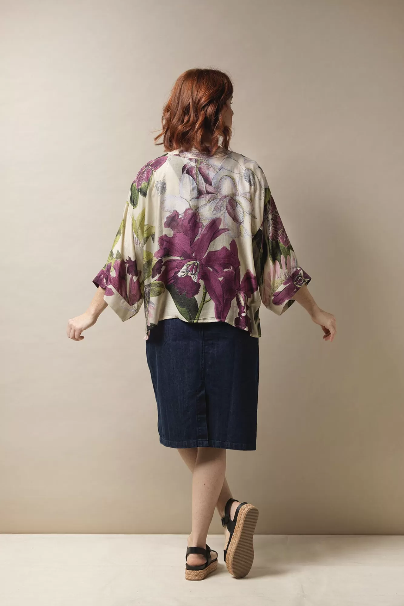 Women One Hundred Stars Short Kimonos-Kew Protea Stone Kimono