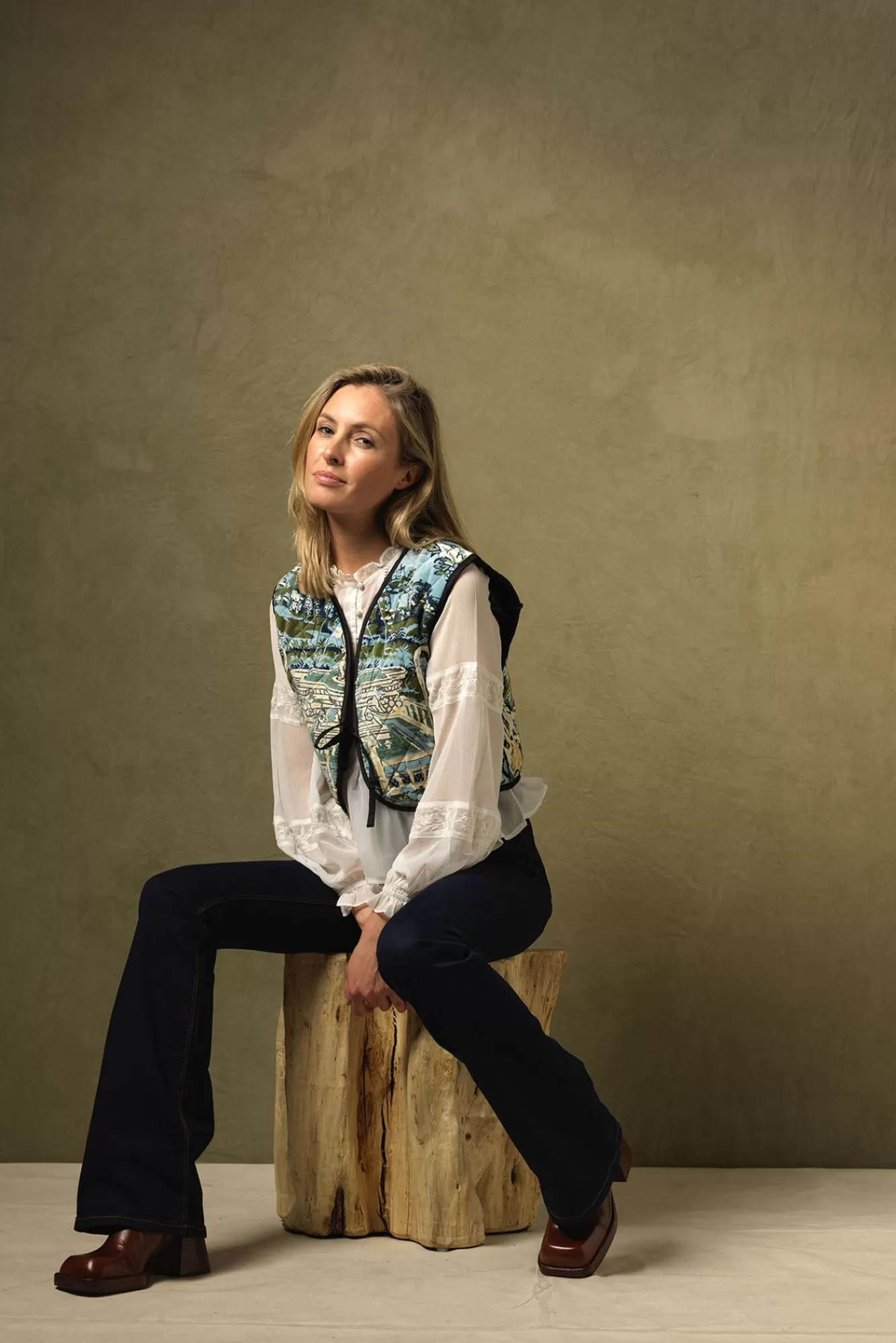 Women One Hundred Stars Gilets-Tapestry Sea Gilet
