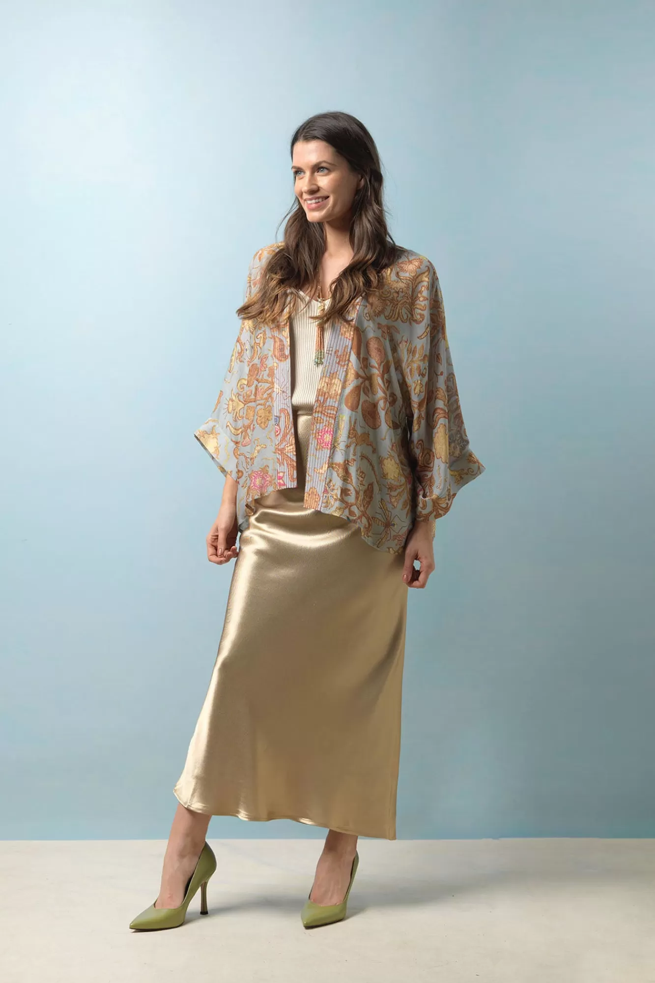 Women One Hundred Stars Short Kimonos-Tudor Rose Grey Kimono