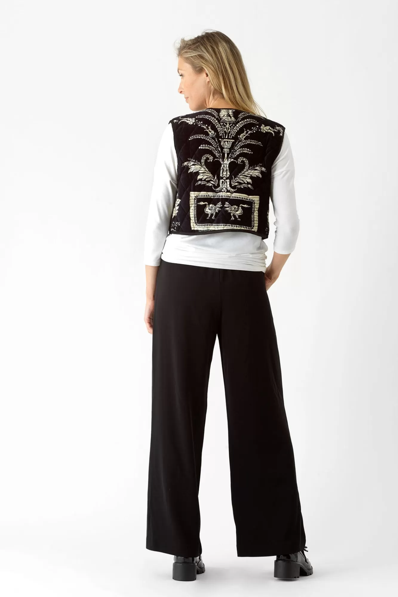 Women One Hundred Stars Velvet Coats-Vintage Damask Black Gilet